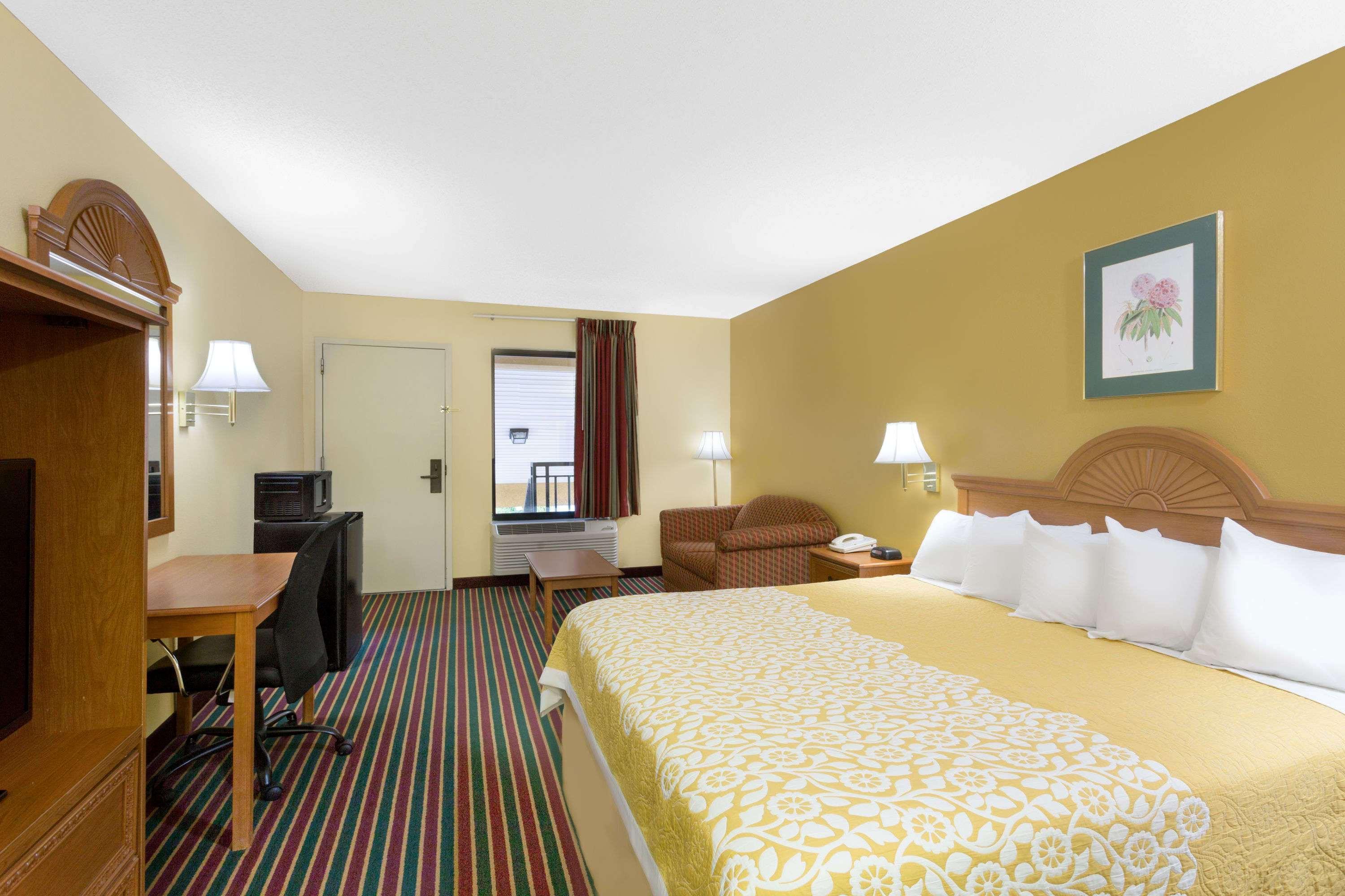 Days Inn By Wyndham Biscoe Dış mekan fotoğraf