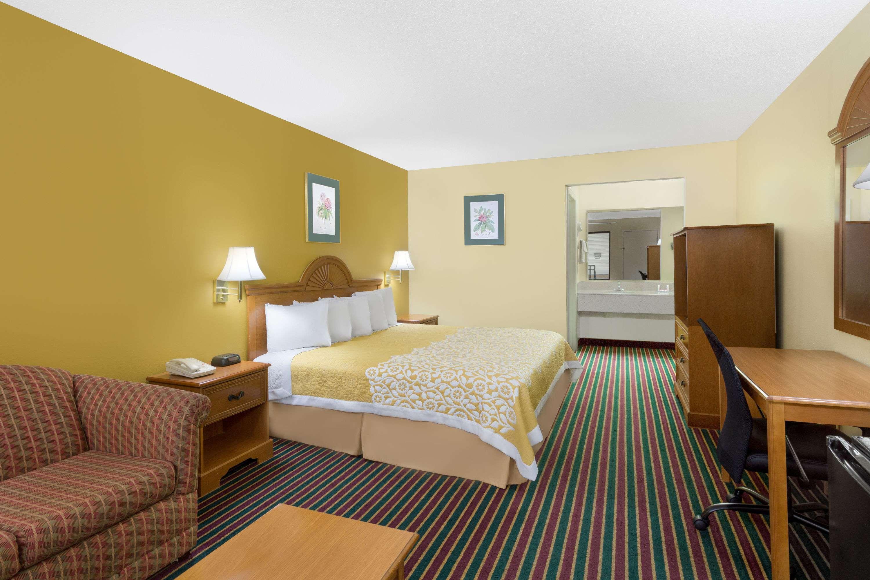 Days Inn By Wyndham Biscoe Dış mekan fotoğraf