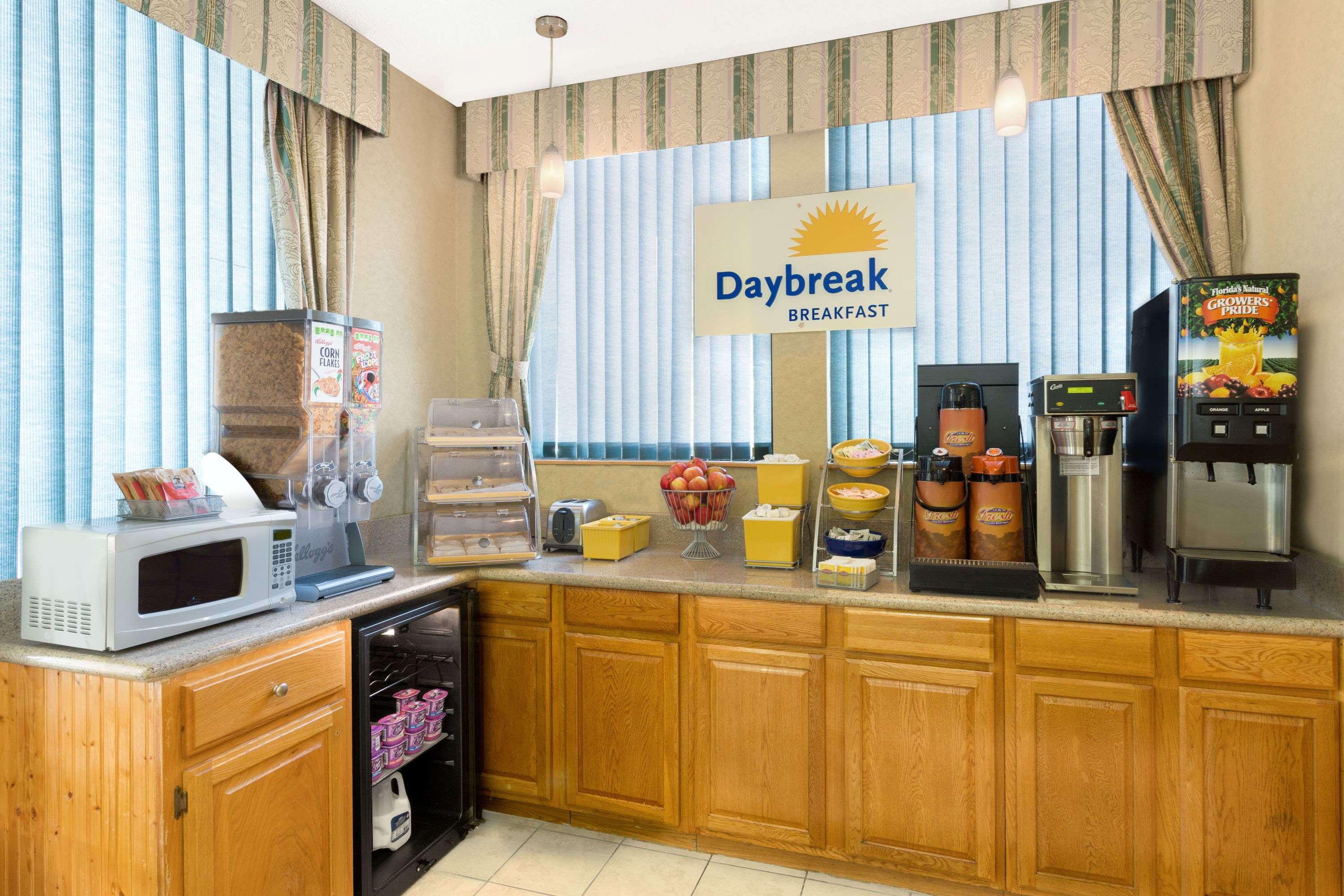 Days Inn By Wyndham Biscoe Dış mekan fotoğraf